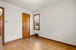2815 S 46th St, Milwaukee, WI 53219 - Photo 16