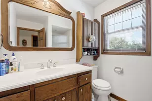 1232 Cavalier Dr, Waukesha, WI 53186 - Photo 14