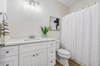 6777 S Prairiewood Ln, Franklin, WI 53132 - Photo 26