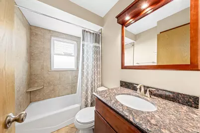1631 S 94th Pl, West Allis, WI 53214 - Photo 8