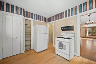 6430 W Wisconsin Ave, Wauwatosa, WI 53213 - Photo 28