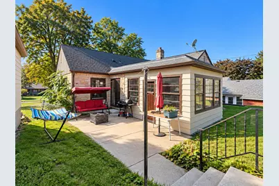 304  Oxford Rd, Waukesha, WI 53186 - Photo 26