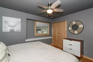 6185 S 38th St, Greenfield, WI 53221 - Photo 26