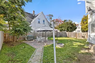 2401 W Grant St, Milwaukee, WI 53215 - Photo 26
