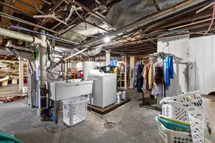 2401 W Grant St, Milwaukee, WI 53215 - Photo 22