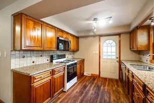 N39W6631 Jackson St, Cedarburg, WI 53012 - Photo 8