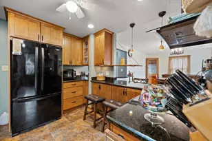 4329 S Lenox St, Milwaukee, WI 53207 - Photo 12