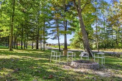 W271S3599  Oak Knoll Dr, Waukesha, WI 53189 - Photo 38