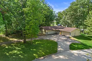W271S3599 Oak Knoll Dr, Waukesha, WI 53189 - Photo 26