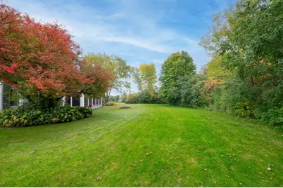 8646 S Parkland Ct, Franklin, WI 53132 - Photo 22