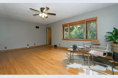 221 N Story Pkwy, Milwaukee, WI 53208 - Photo 24