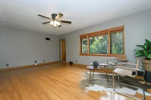 221 N Story Parkway, Milwaukee, WI 53208 - Photo 24