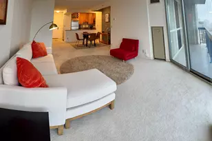 1660 N Prospect Ave, Milwaukee, WI 53202 - Photo 6