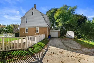 420 S Washington Ave, Waukesha, WI 53188 - Photo 24