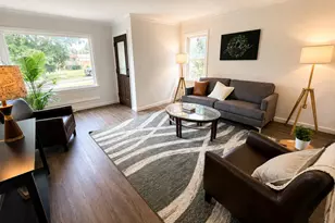4533 N 73rd St, Milwaukee, WI 53218 - Photo 2