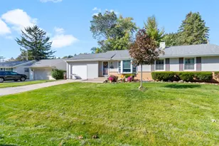 710 W Theresa Ct, Glendale, WI 53209 - Photo 6