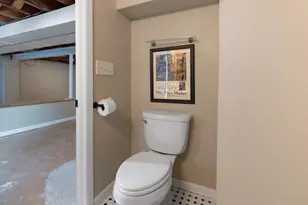 710 W Theresa Ct, Glendale, WI 53209 - Photo 20