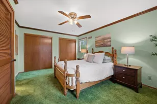 1001 Canterbury Ln, Waukesha, WI 53188 - Photo 24