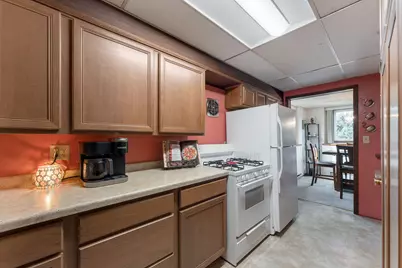 3105 S 23rd St, Milwaukee, WI 53215 - Photo 14