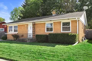 2709 Pinehurst Ave, Racine, WI 53403 - Photo 1