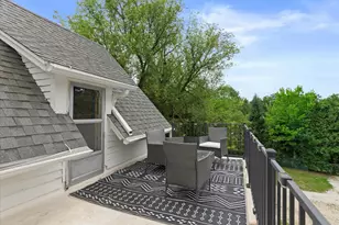 N4W22625 Bluemound Rd, Pewaukee, WI 53186 - Photo 34