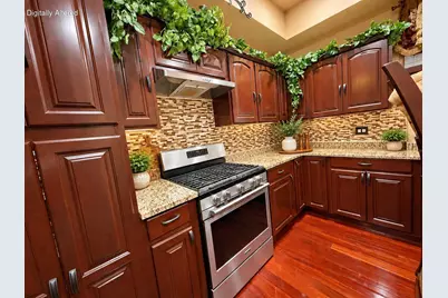 3743 W Miller Ln, Milwaukee, WI 53208 - Photo 10
