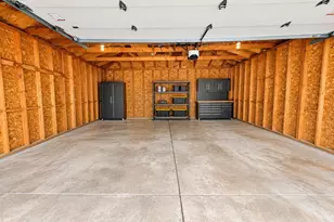 3743 W Miller Ln, Milwaukee, WI 53208 - Photo 34
