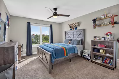 9446  Ashbury Ln, Pleasant Prairie, WI 53158 - Photo 32