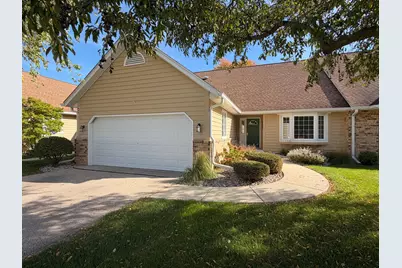 858  Augusta - #C, Racine, WI 53185 - Photo 2
