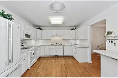 858  Augusta - #C, Racine, WI 53185 - Photo 12
