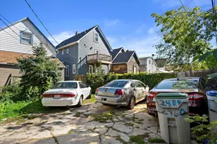 2319 S 17th St, Milwaukee, WI 53215 - Photo 2