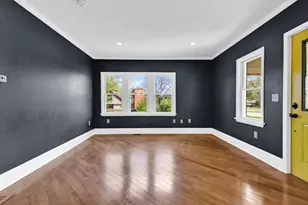 5075 S 35th St, Greenfield, WI 53221 - Photo 6