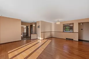8840 Greenhill Ln, Greendale, WI 53129 - Photo 6