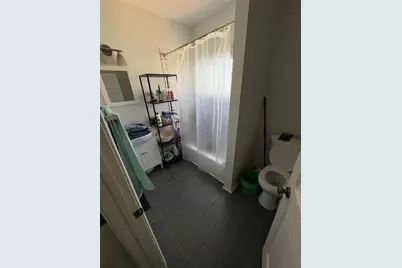 2929 S 9th Pl, Milwaukee, WI 53215 - Photo 30