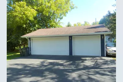 W277N2836  Chicago Ave, Pewaukee, WI 53072 - Photo 4