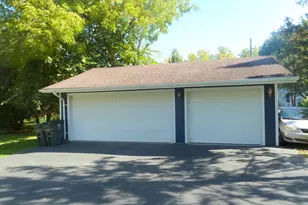 W277N2836 Chicago Ave, Pewaukee, WI 53072 - Photo 4