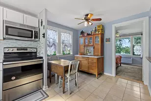33320 Fairview Ct, Burlington, WI 53105 - Photo 8