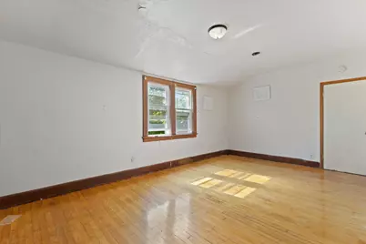 333 N 36th St, Milwaukee, WI 53208 - Photo 4