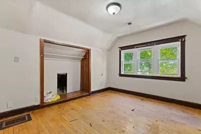 333 N 36th St, Milwaukee, WI 53208 - Photo 8