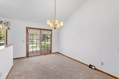 100  Deer Ridge Dr, West Bend, WI 53095 - Photo 24