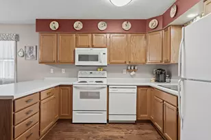 21313 Sheila Ln, Galesville, WI 54630 - Photo 8