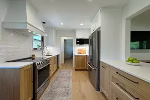 2885 Burlawn Pkwy, Brookfield, WI 53005 - Photo 1