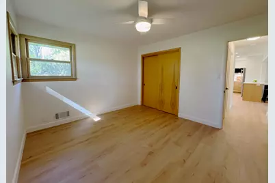 2885  Burlawn Pkwy, Brookfield, WI 53005 - Photo 18