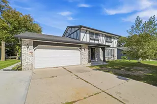2314 W Koning Dr, Sheboygan, WI 53083 - Photo 36
