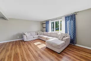 2314 W Koning Dr, Sheboygan, WI 53083 - Photo 10