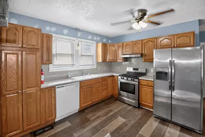 1640  Mead St, Racine, WI 53403 - Photo 2