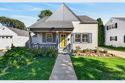 5128 N Diversey Blvd, Whitefish Bay, WI 53217 - Photo 1