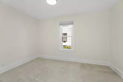 2002 N 20th St, Sheboygan, WI 53081 - Photo 12