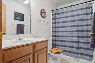 802  Laurel Pl, Holmen, WI 54636 - Photo 18