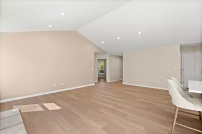 1007  Fieldridge Ct, Waukesha, WI 53188 - Photo 14